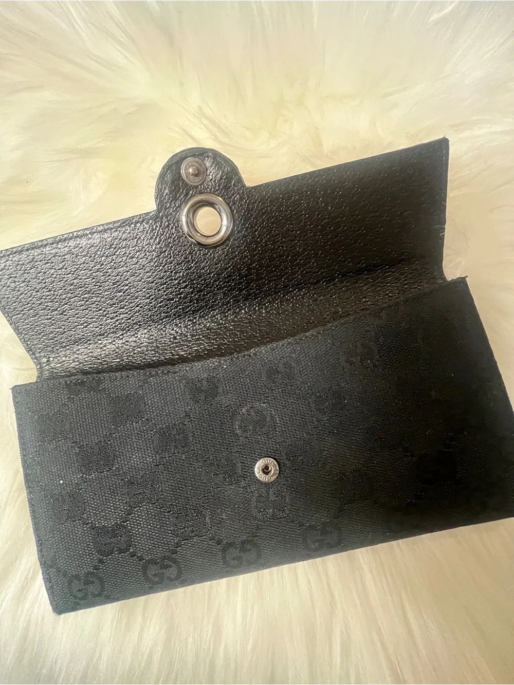 Gucci logo monogram